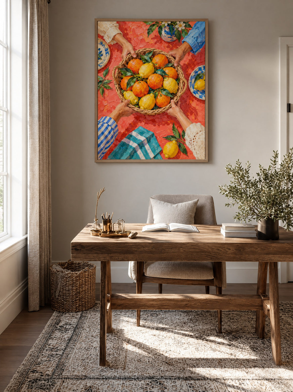 Gedeelde Citrusmand met natuur houten lijst aan de muur in de slaapkamer