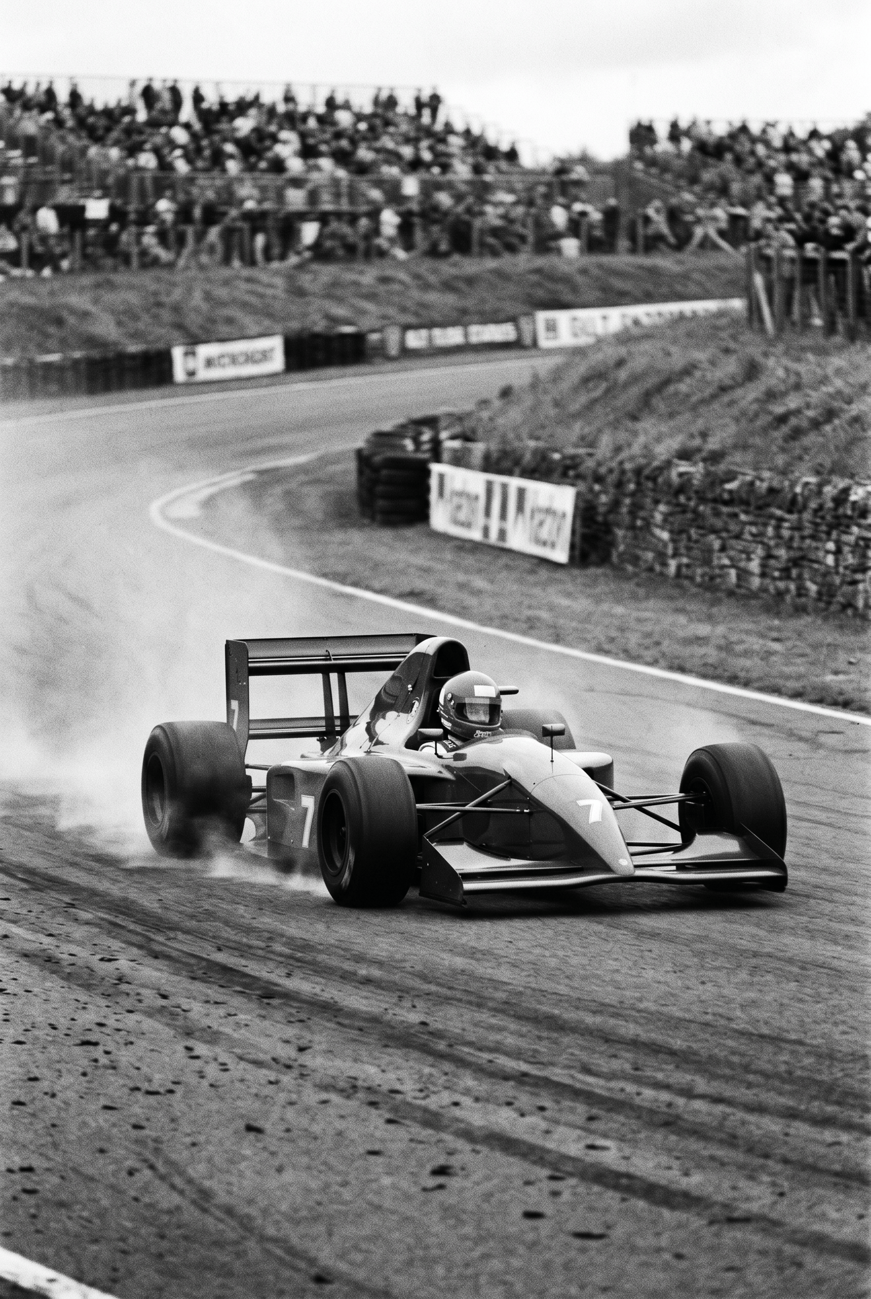 Aan de Limiet – vintage motorsport wanddecoratie