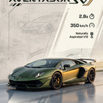 Poster met matgroene Lamborghini Aventador SVJ op een crèmekleurige poster met schetsen en circuitlijnen