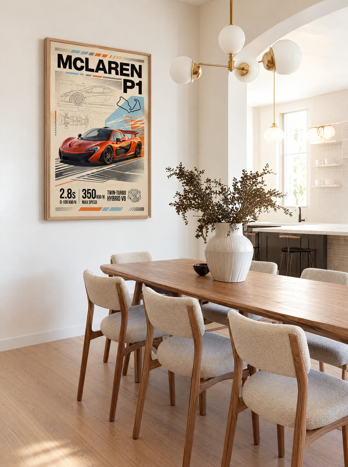 McLaren P1 met natuur houten lijst aan de muur in de werkkamer