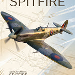 Poster van een Supermarine Spitfire in camouflagegroen in een lichtblauwe lucht, met gouden blauwdrukken en een kaartje.
