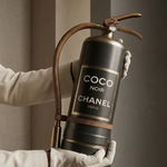 Extinguish in Style wanddecoratie met stijlvolle scene rond vuur en rook
