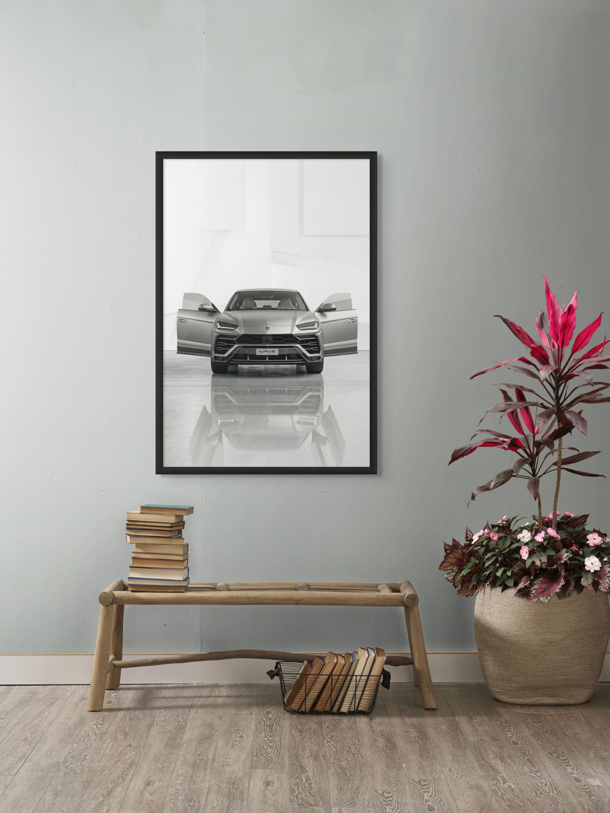 Stählerne Stille auf Rädern – Wandbild auf Leinwand, Aluminium oder Poster