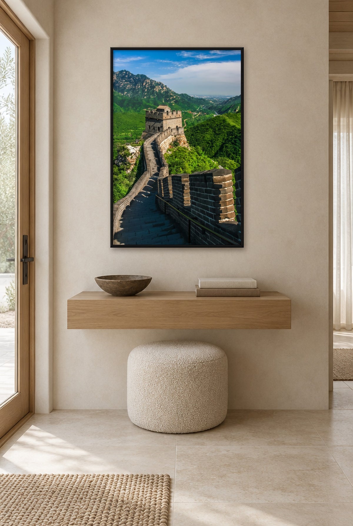 De Chinese Muur door de Bergen Wandbild mit schwarzem Rahmen an der Wand im Flur