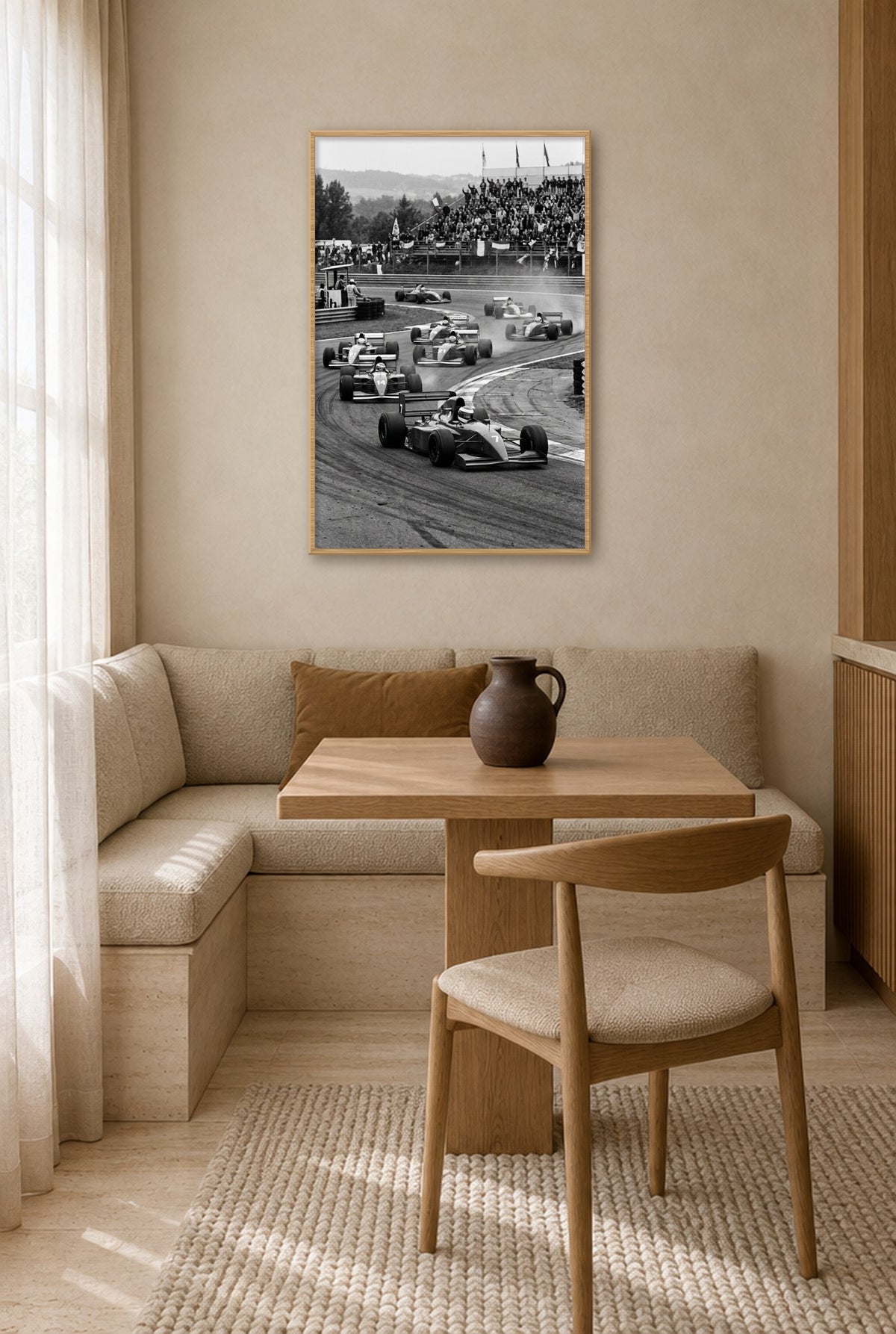 De Grijze Kopman Wandbild mit Naturholzrahmen an der Wand in der Küche