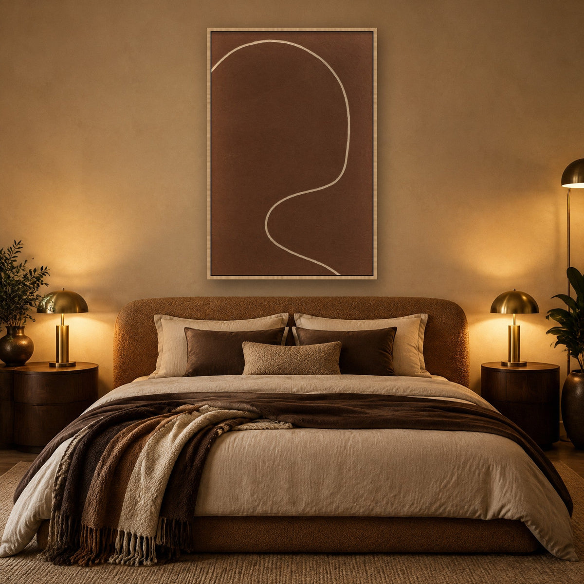 Espressobogen in Cremelinie Wandbild mit Naturholzrahmen an der Wand im Schlafzimmer