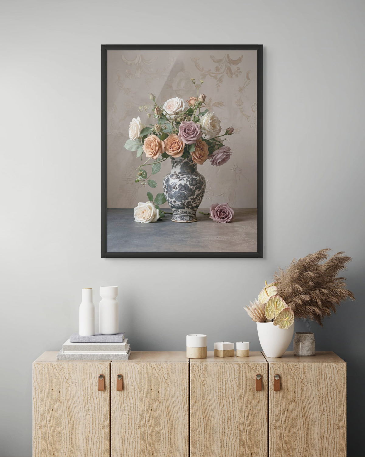 Zeitlose Rosen in Vintage-Porzellan – Wandbild auf Leinwand