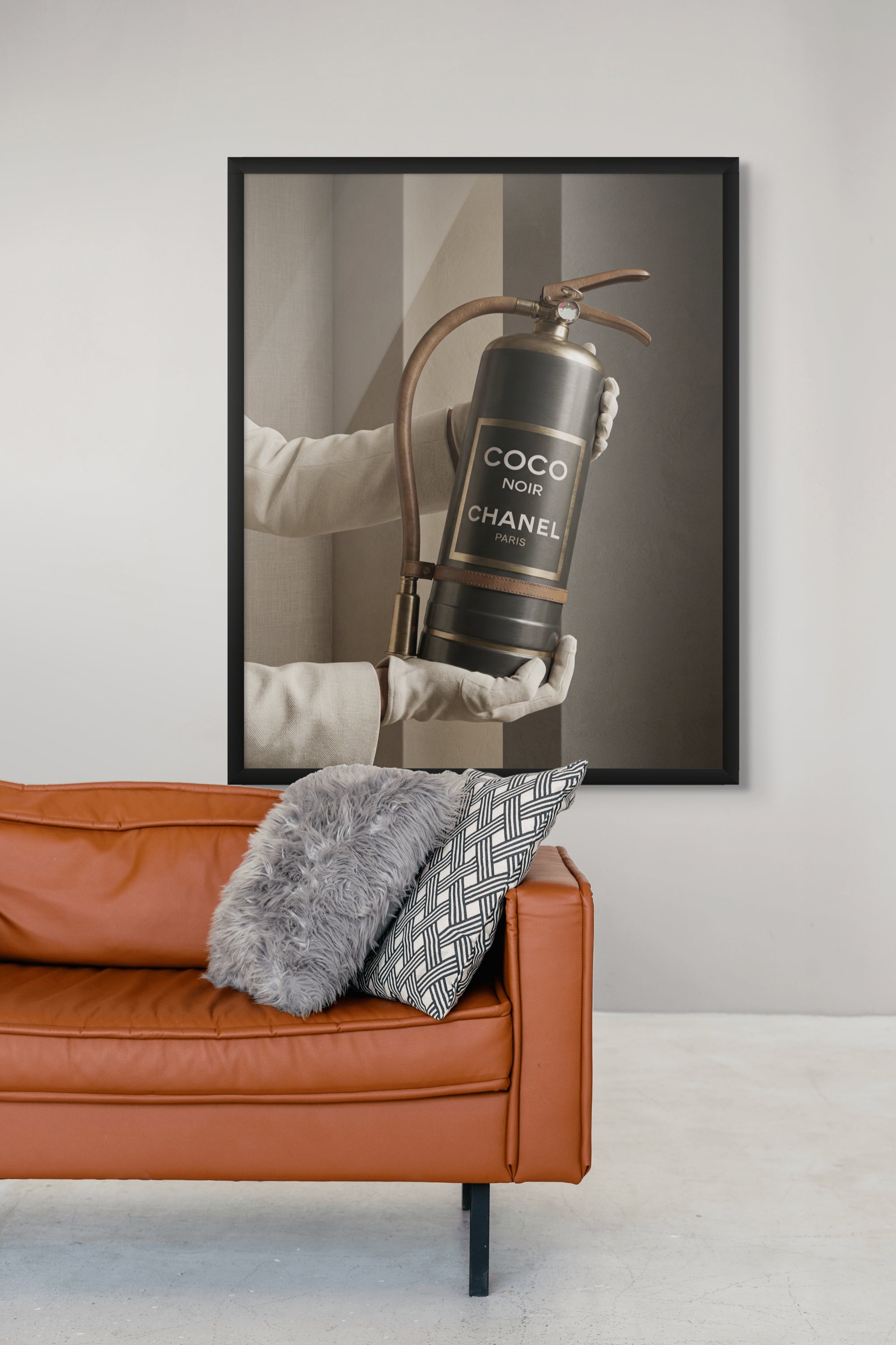 Extinguish in Style – Wandbild auf Leinwand, Aluminium oder Poster
