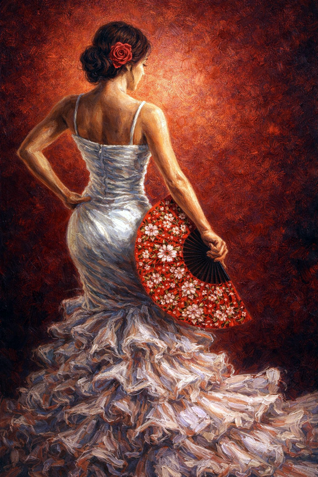 Schilderachtig portret van een flamenco danseres met rode bloem en sierlijke waaier