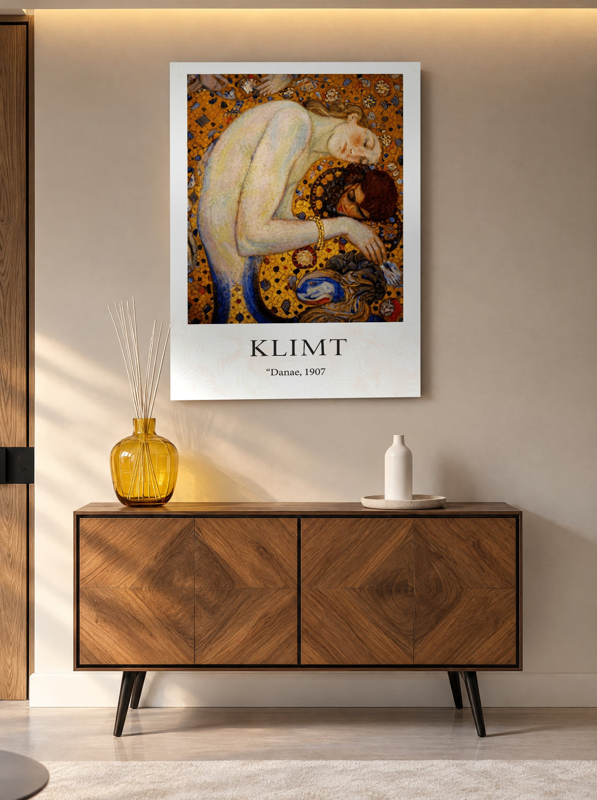 Gouden Stilte vol Dromende Geheimen als canvas zonder lijst aan de muur