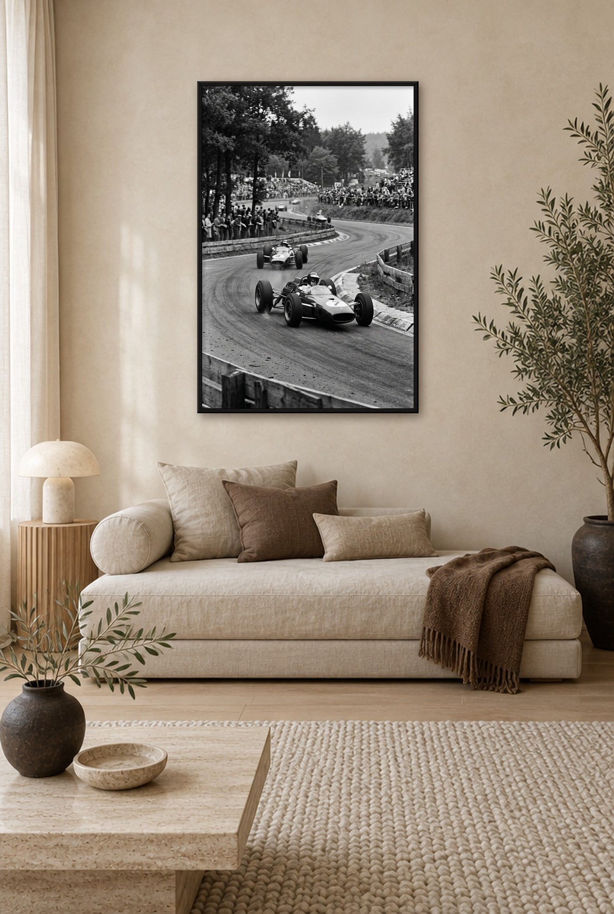 Groene Legende Wandbild mit schwarzem Rahmen an der Wand im Wohnzimmer