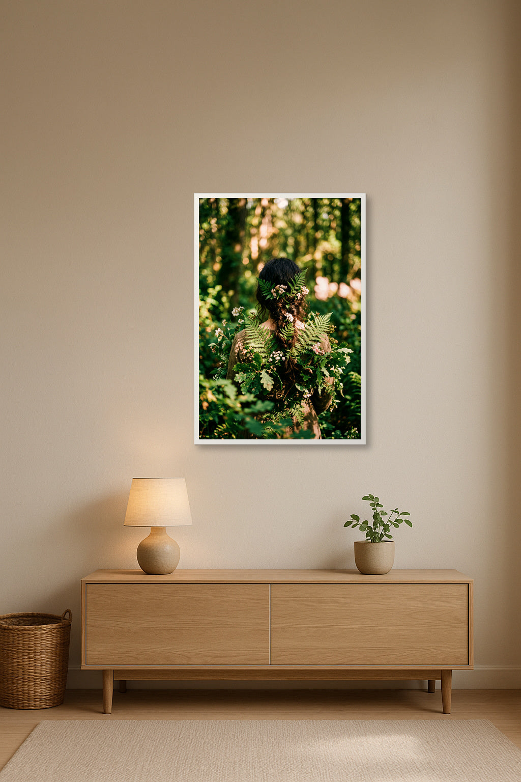 In het Bos Verweven Schilderij - interieurmockup witte lijst