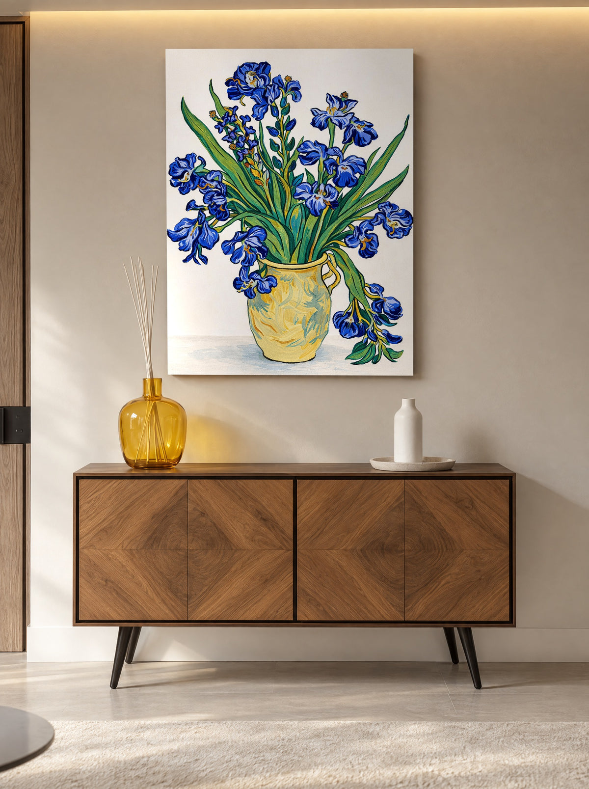Irissen in Vaas als canvas zonder lijst aan de muur