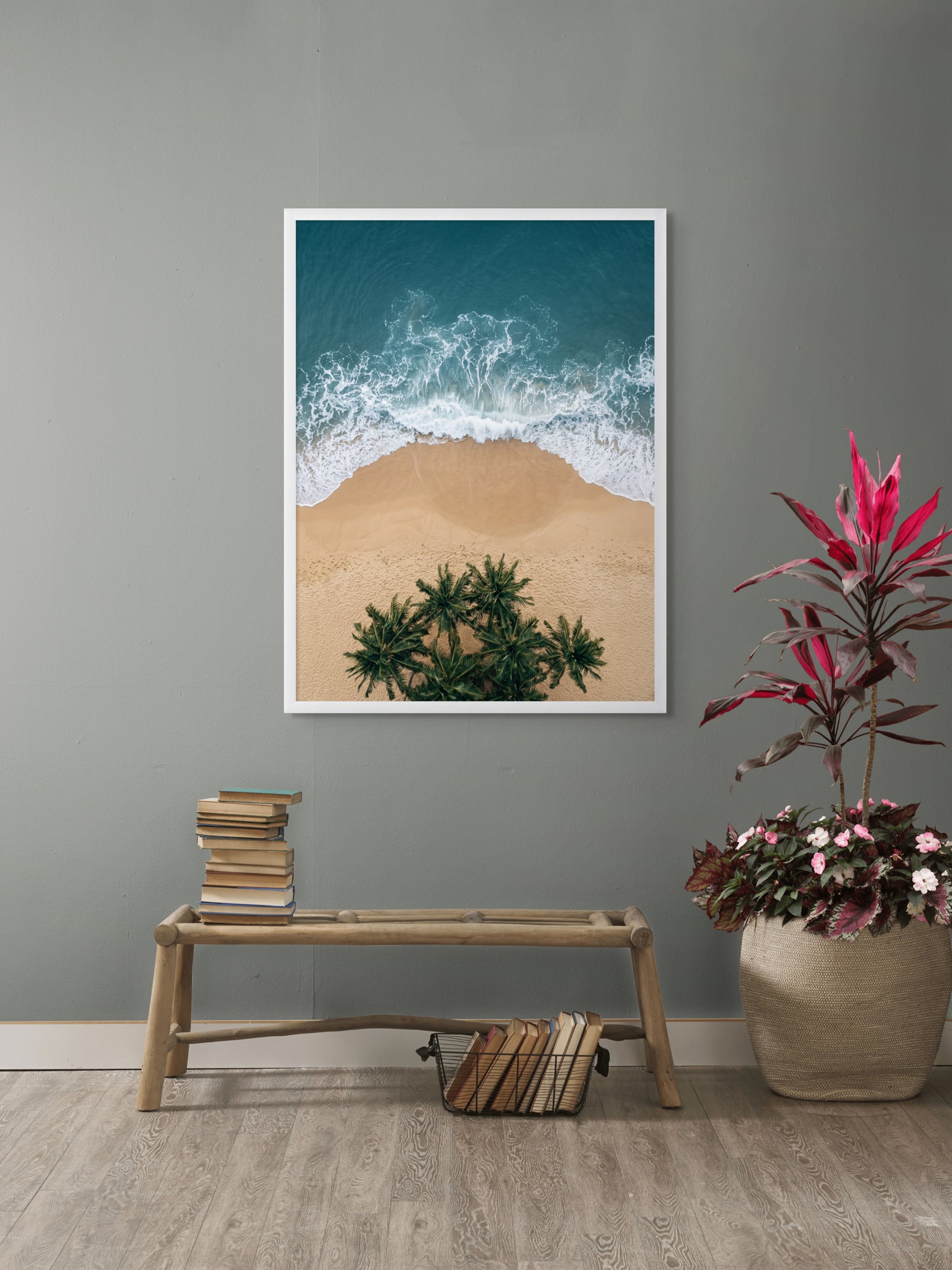 Palmen onder Zilte Golven Wanddecoratie – Tropisch Kustlandschap Canvas Print