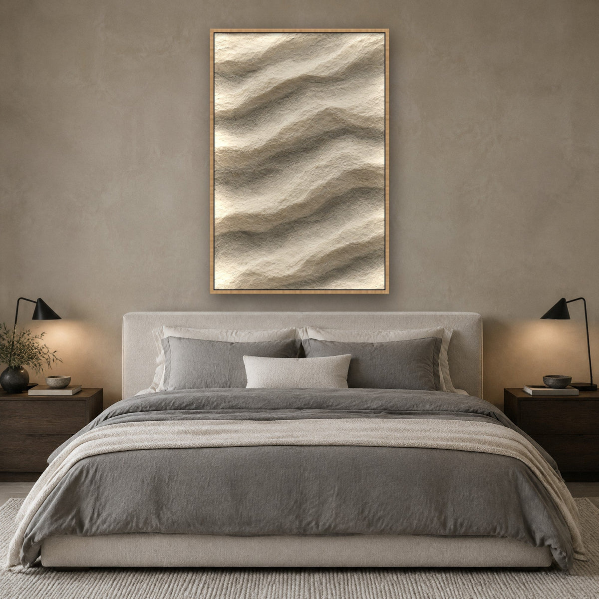 Papierschnee in Elfenbeinweiß Wandbild mit Naturholzrahmen an der Wand im Schlafzimmer