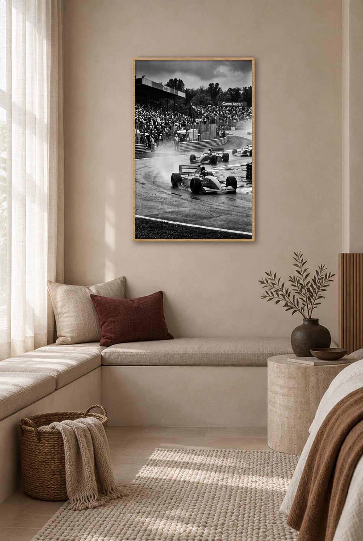 Spray in de Bocht Wandbild mit Naturholzrahmen an der Wand im Schlafzimmer