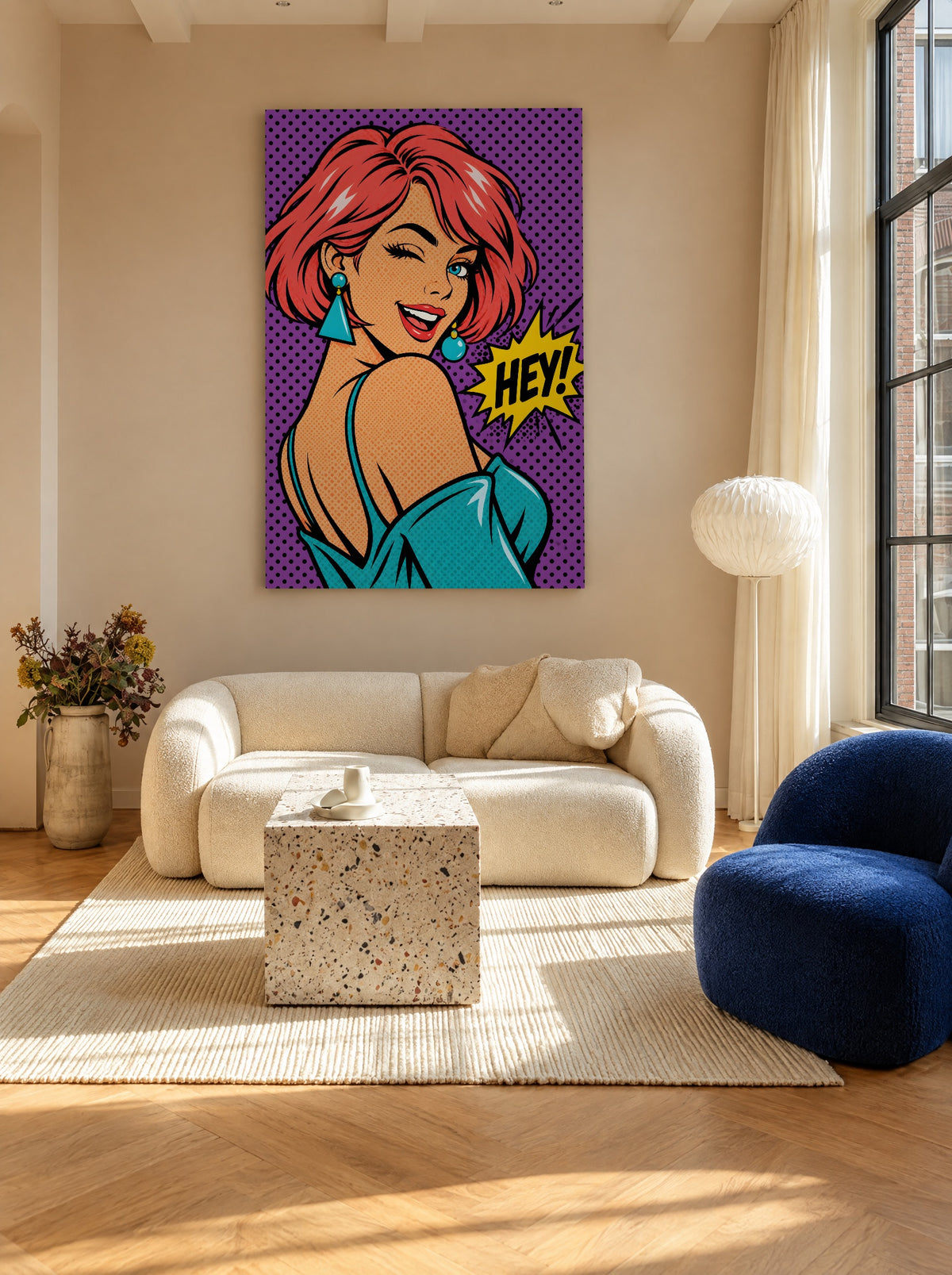 Zwaaiende Popart Vrouw met HEY! als canvas zonder lijst aan de muur